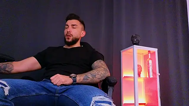 MightyAaron66 online show from 01.31.25
