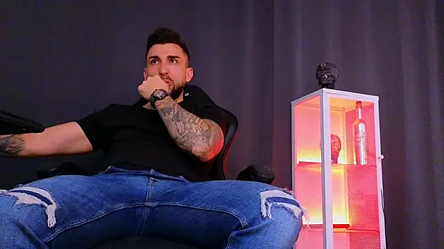 MightyAaron66 online show from 01.31.25