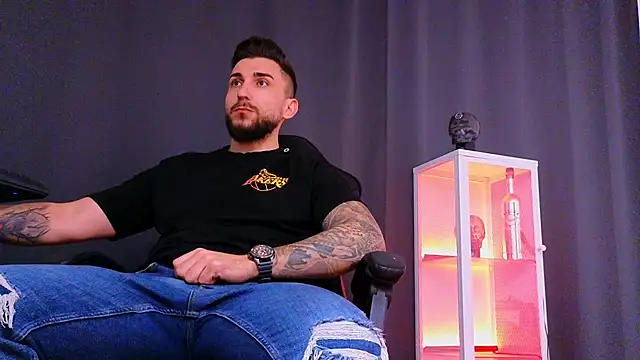MightyAaron66 online show from 02.02.25