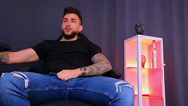 MightyAaron66 online show from 02.04.25