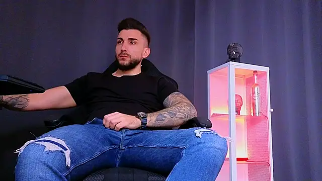 MightyAaron66 online show from 02.10.25