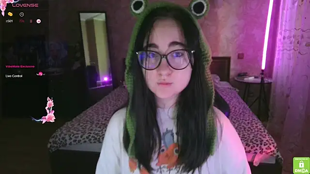 Snapshot of el_sweety chatting on 11.07.25 el sweety online show from 11.07.25