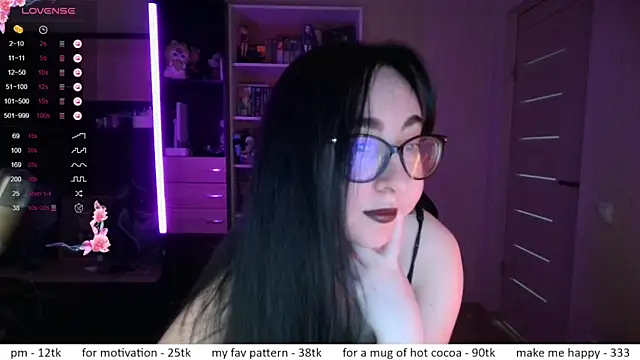 Snapshot of el_sweety chatting on 04.30.26 el sweety online show from 04.30.26