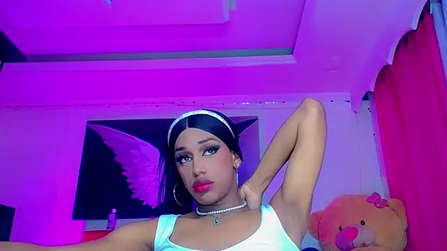 NahomiCamper online show from 12.20.24