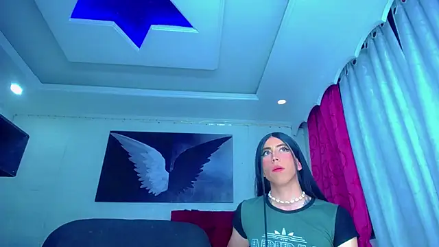 NahomiCamper online show from 10.07.25