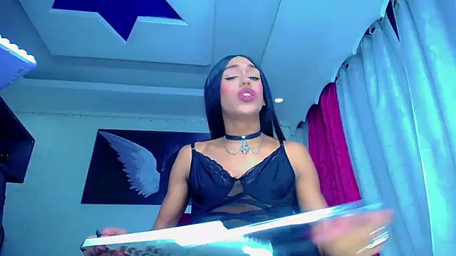 NahomiCamper online show from 10.30.25