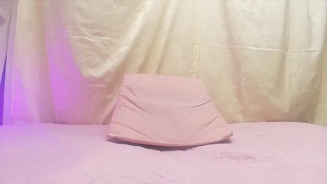 kata hazel online show from 01.12.25