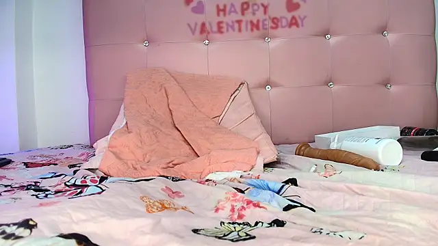 kata hazel online show from 01.25.25