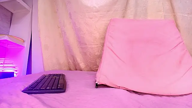 kata hazel online show from 01.30.25
