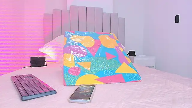 kata hazel online show from 10.27.25