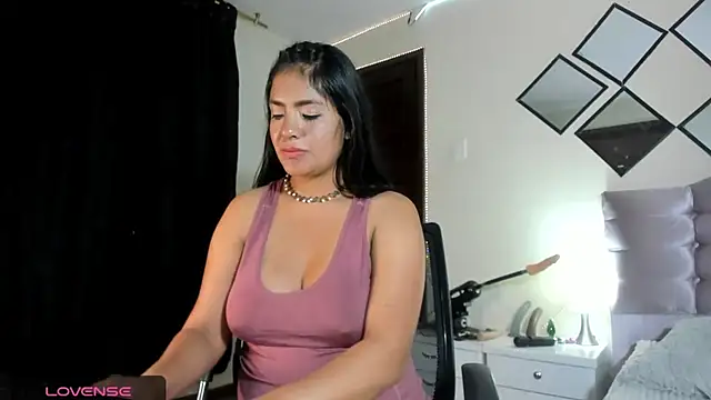 arianithaxox online show from 12.11.24