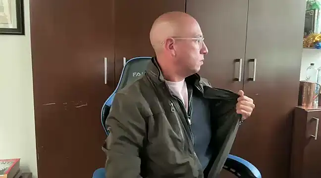 alanan881 online show from 12.22.24