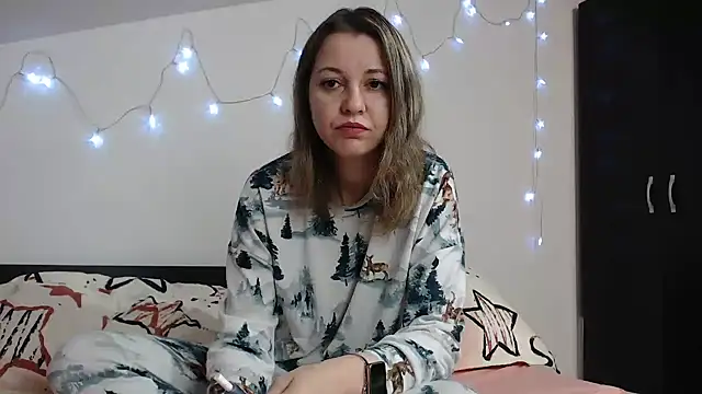 Snapshot of SweetMaddy888 chatting on 01.06.25 SweetMaddy888 online show from 01.06.25