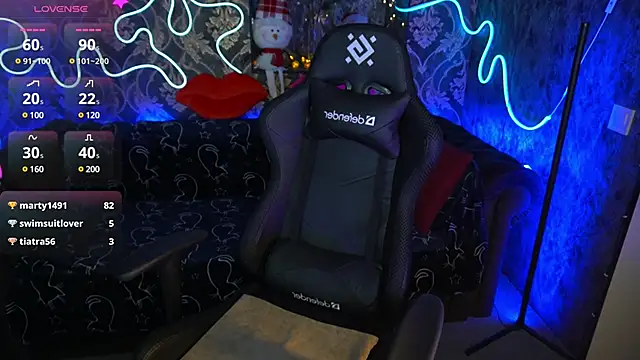 MilaSkyy online show from 12.21.24