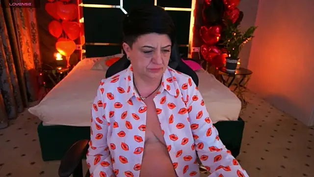 MilaSkyy online show from 02.22.25