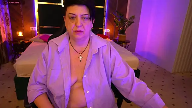 MilaSkyy online show from 03.11.25
