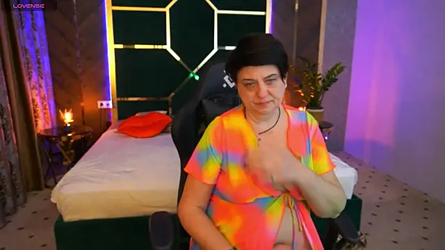 MilaSkyy online show from 03.22.25