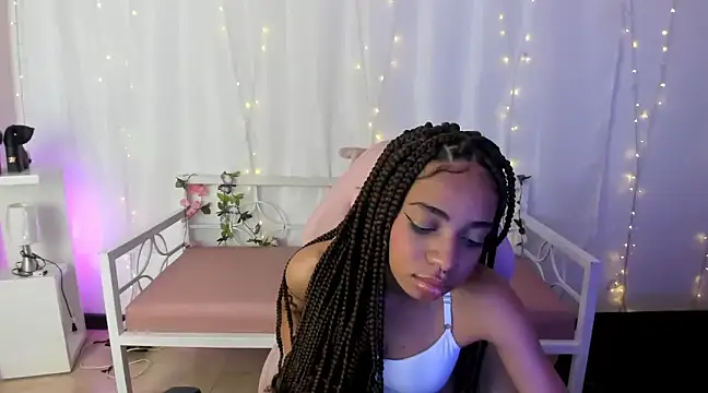 Abigail Wilson  online show from 02.15.25