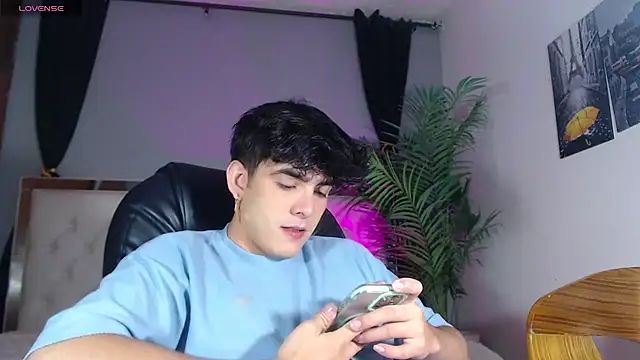 nolan twink1 online show from 09.29.25