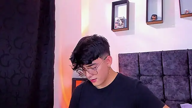 nolan twink1 online show from 10.08.25