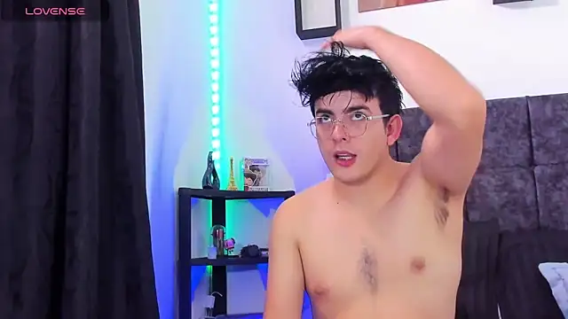 nolan twink1 online show from 04.15.26