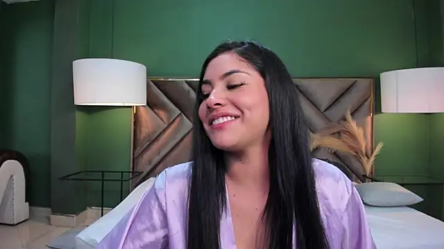 Mia Elowen online show from 02.01.25