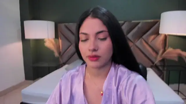 Mia Elowen online show from 03.21.25