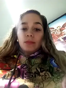 LaurenWelly  online show from 01.03.25