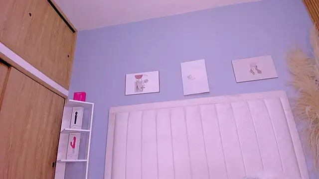 Paula-Brown1 online show from 10.06.25