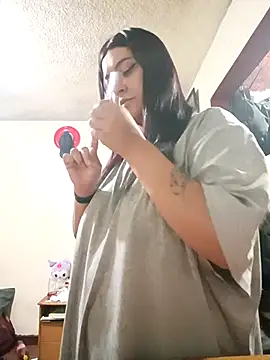 CORALINE GREYM online show from 11.03.25