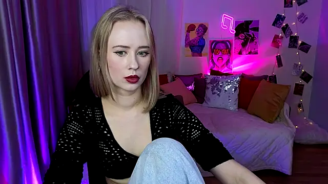 SashaBrooks online show from 10.04.25