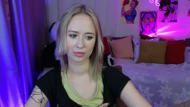 SashaBrooks online show from 10.10.25