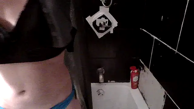 Snapshot of MizzAmy1 chatting on 12.29.24 MizzAmy1 online show from 12.29.24