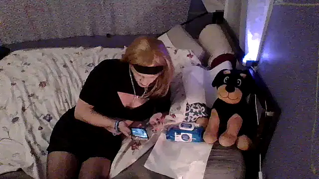 Snapshot of MizzAmy1 chatting on 01.04.25 MizzAmy1 online show from 01.04.25