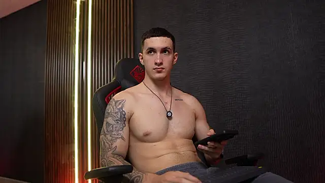 Snapshot of JacksonOlsenn chatting on 02.13.26 JacksonOlsenn online show from 02.13.26