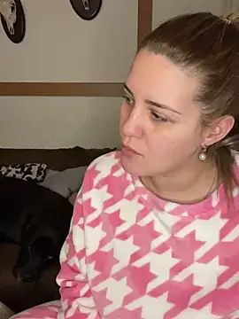 Snapshot of susanahart chatting on 01.17.25 susanahart online show from 01.17.25