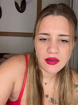 Snapshot of susanahart chatting on 01.19.25 susanahart online show from 01.19.25