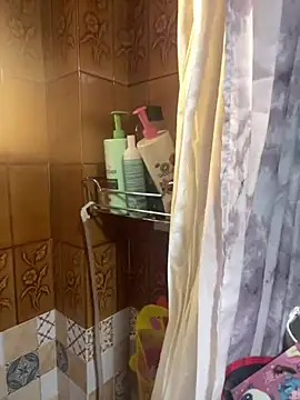 Snapshot of susanahart chatting on 02.04.25 susanahart online show from 02.04.25