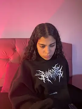 NINA 18 YEARS online show from 09.26.25