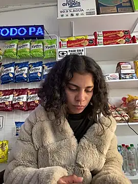 Snapshot of NINA_18_YEARS chatting on 02.10.26 NINA 18 YEARS online show from 02.10.26