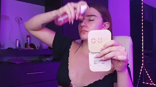 TinaJonnes  online show from 04.17.26