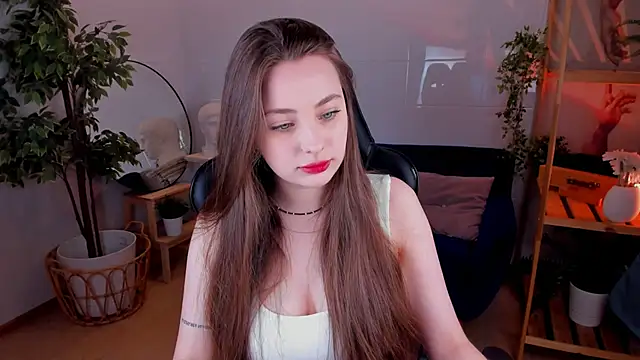 Snapshot of MoonLissa chatting on 01.26.25 MoonLissa online show from 01.26.25