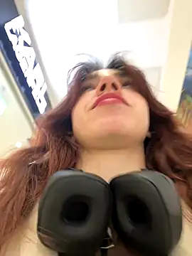 Lily  Belle online show from 12.03.24