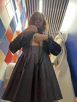 Lily  Belle online show from 01.04.25