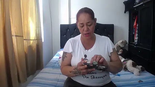 merryymaturee  online show from 02.28.25