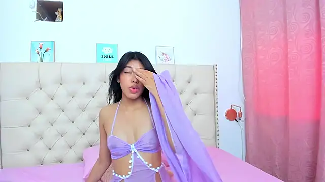 Snapshot of Kim_Eli chatting on 01.24.25 Kim Eli online show from 01.24.25