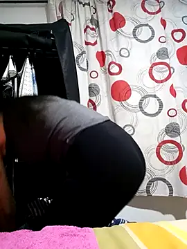 Samantha Sullivan  online show from 03.19.25