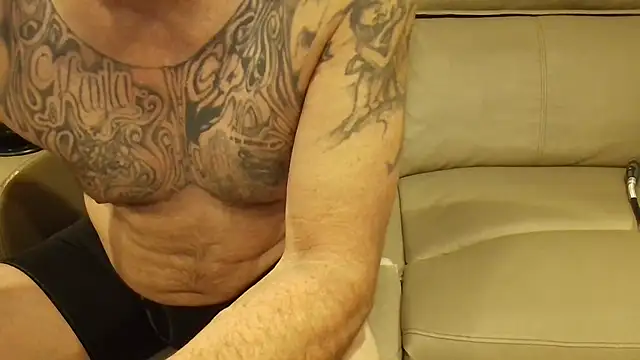 overaveragefreak4you online show from 03.05.26