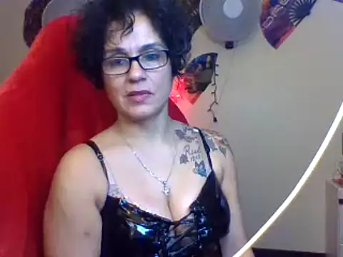 Snapshot of lachulalarubie chatting on 12.24.24 lachulalarubie online show from 12.24.24