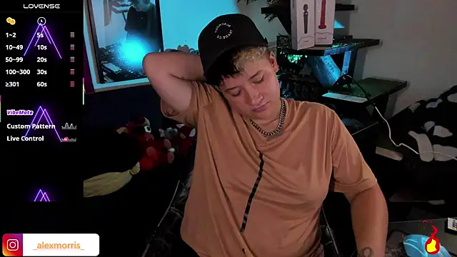  AlexMorris online show from 11.25.25